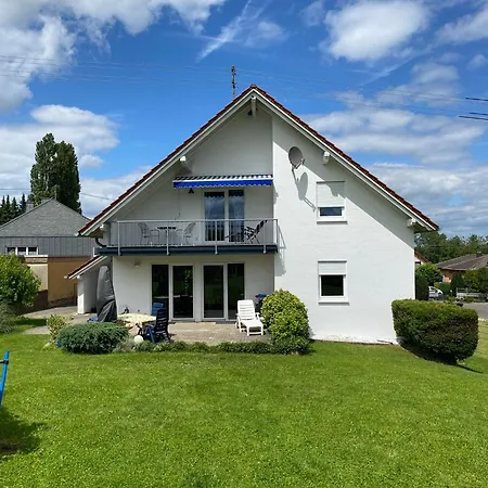 Zur Roemischen Langmauer Newel