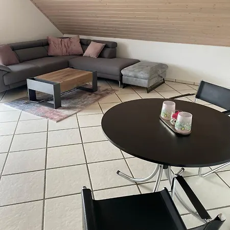 Zur Roemischen Langmauer Apartment *